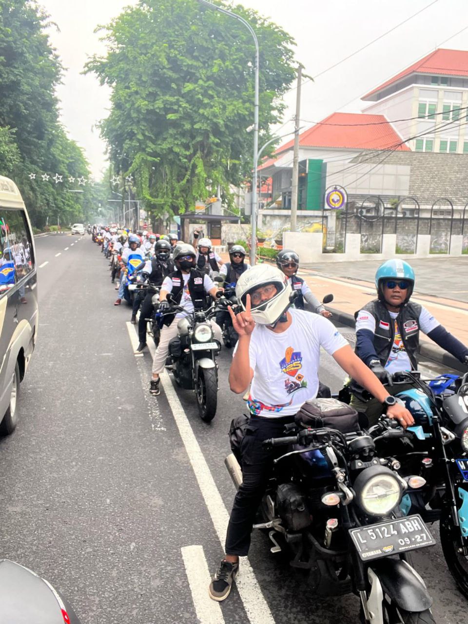 GEBYAR KESELAMATAN BERKENDARA, YAMAHA STSJ AJAK 200 BIKERS YAMAHA
