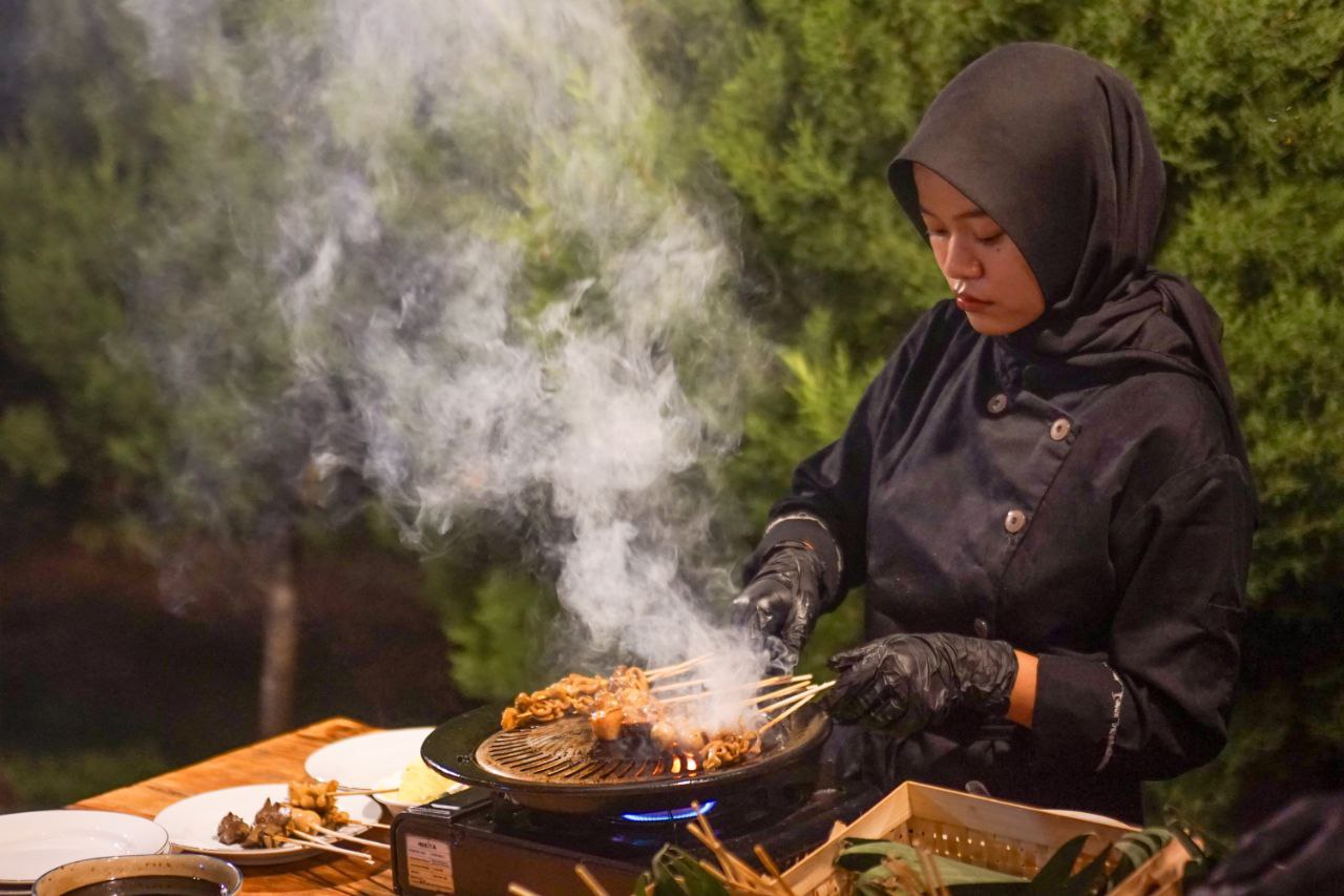 Ngabuburich Shanaya season 3 dengan banyak pilihan menu spesial beragam, menyediakan berbagai varian makanan all you can eat.