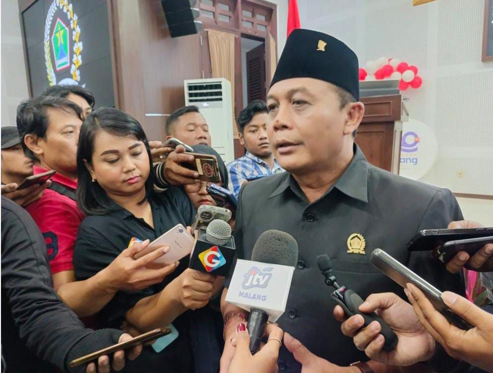 DPRD Kota Malang menyarankan Pemkot Malang untuk mengakuisisi lebih banyak lahan guna meningkatkan luas Ruang Terbuka Hijau