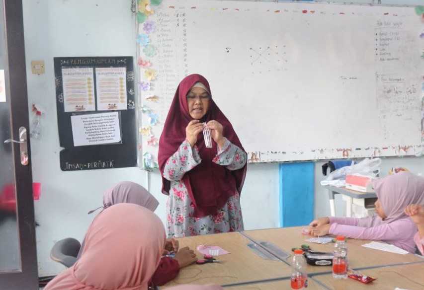 SD IT Insan Permata menggelar kegiatan beberapa kelas kreatif.