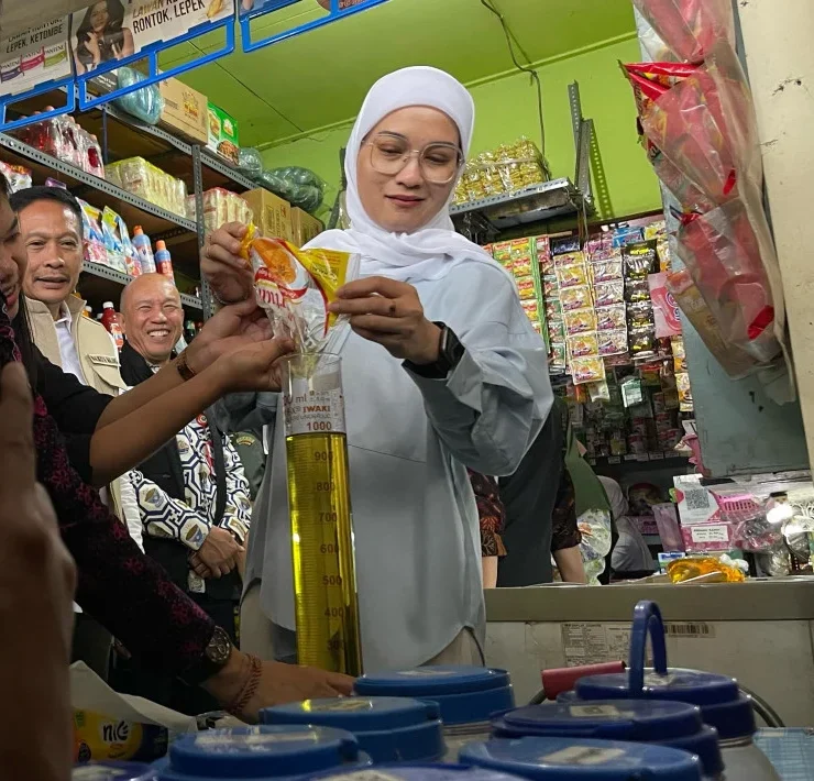 Temuan Selisih Takaran Minyak Goreng Ketua DPRD Kota Malang Minta Polru Untuk Tindak Lanjuti
