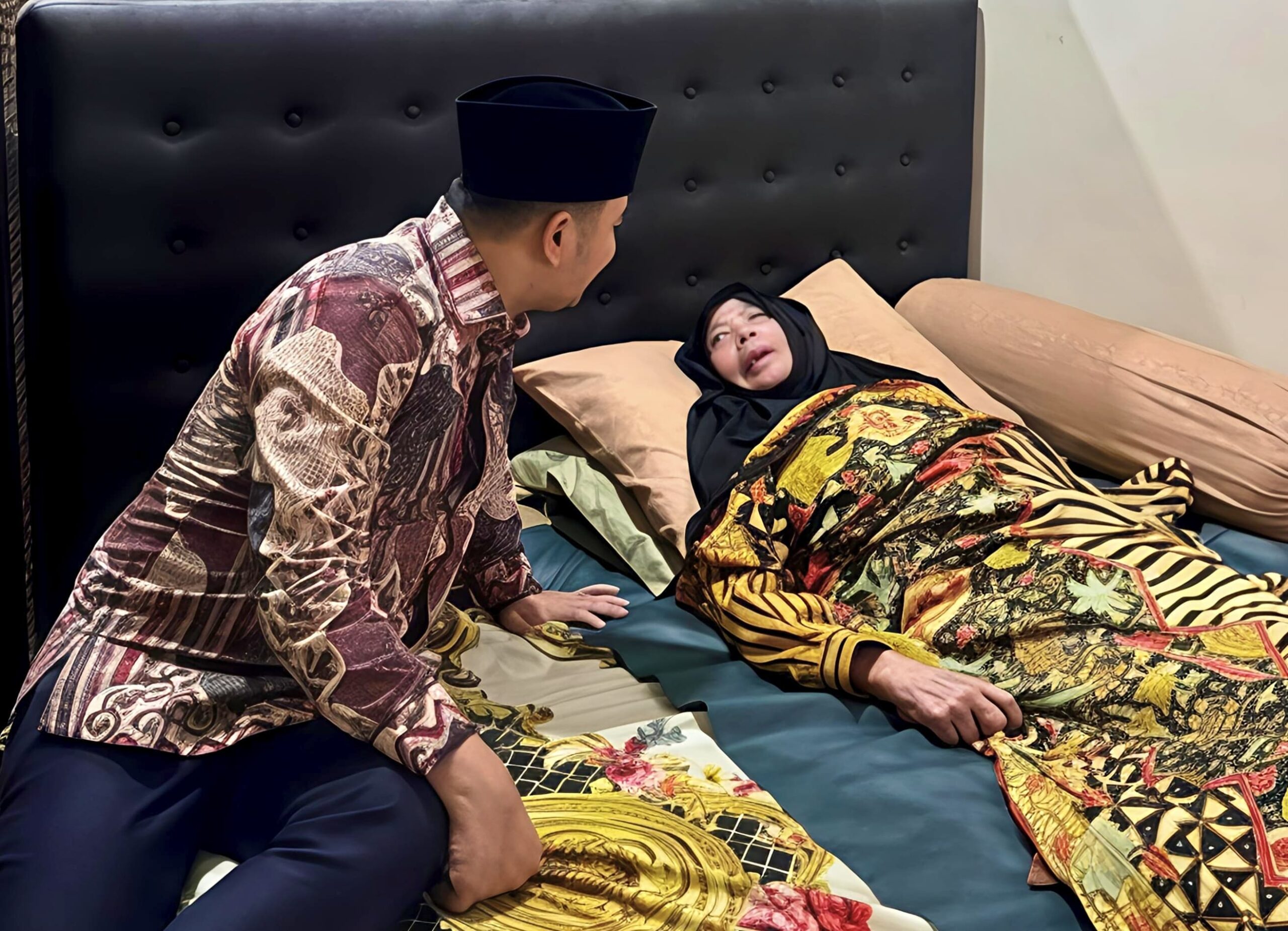 Slamet Ariyadi Tunjukkan Kepedulian Lintas Dapil, Jenguk Ibunda Abd. Aziz di Malang
